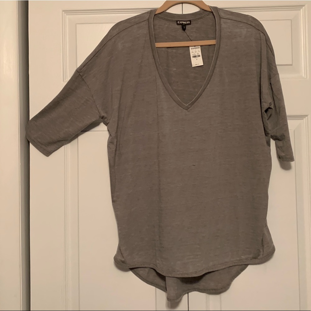 EXPRESS║gray hi-low top